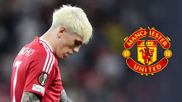 Manchester United hét giá 70 triệu bảng cho Garnacho: Chiến lược tài chính hay đánh mất một tài năng?