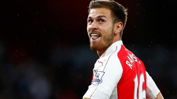 Aaron Ramsey: Chuyện chưa kể về lời mời từ Sir Alex Ferguson và hành trình rực rỡ tại Arsenal