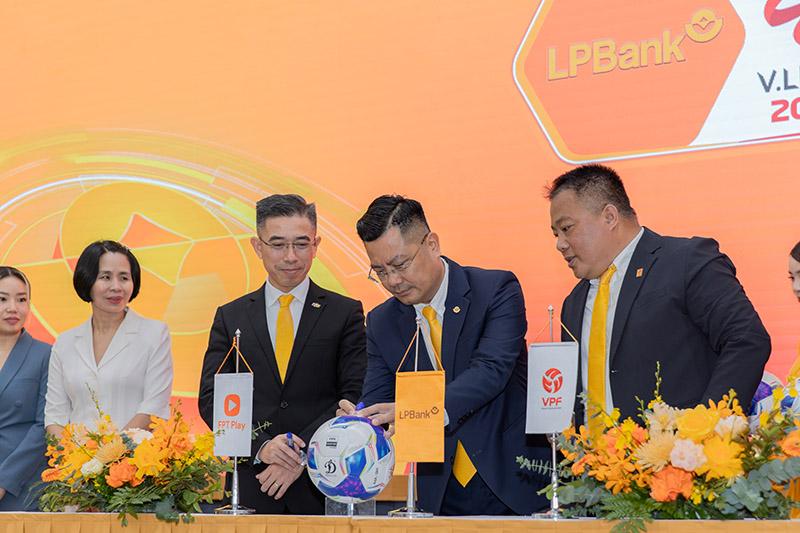 Hình ảnh buổi lễ ký kết giữa Ngân hàng Lộc Phát và VPF
